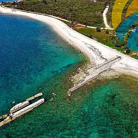 1405 Szálloda 4*