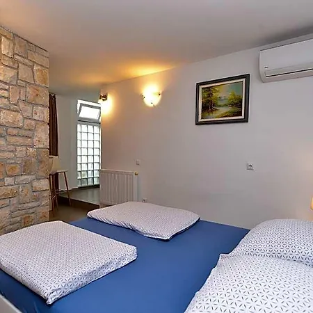 1405 Отель 4*